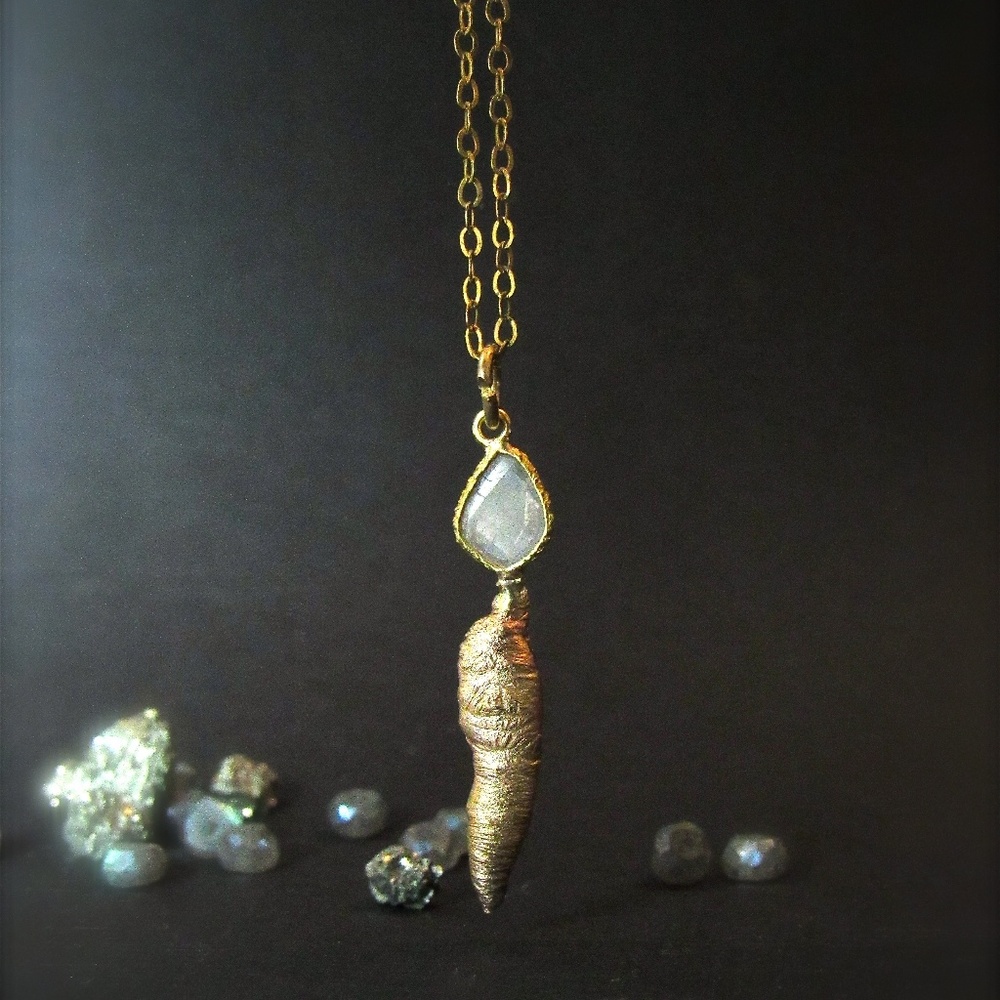 Gold diamond necklace. - Picture 6 of 7
